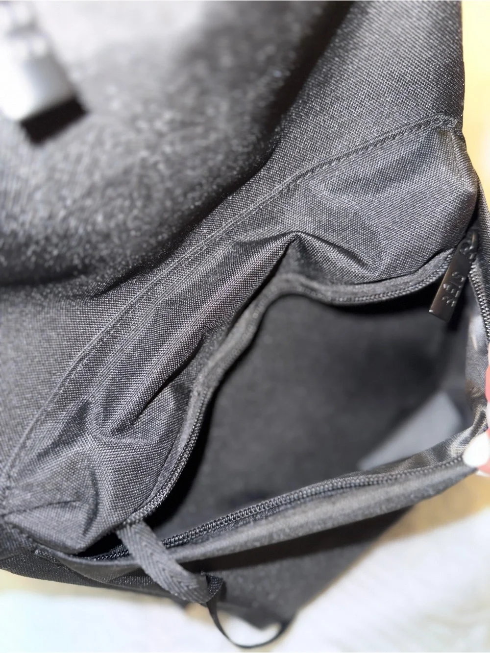 BÉIS The BÉISics Backpack in Black
